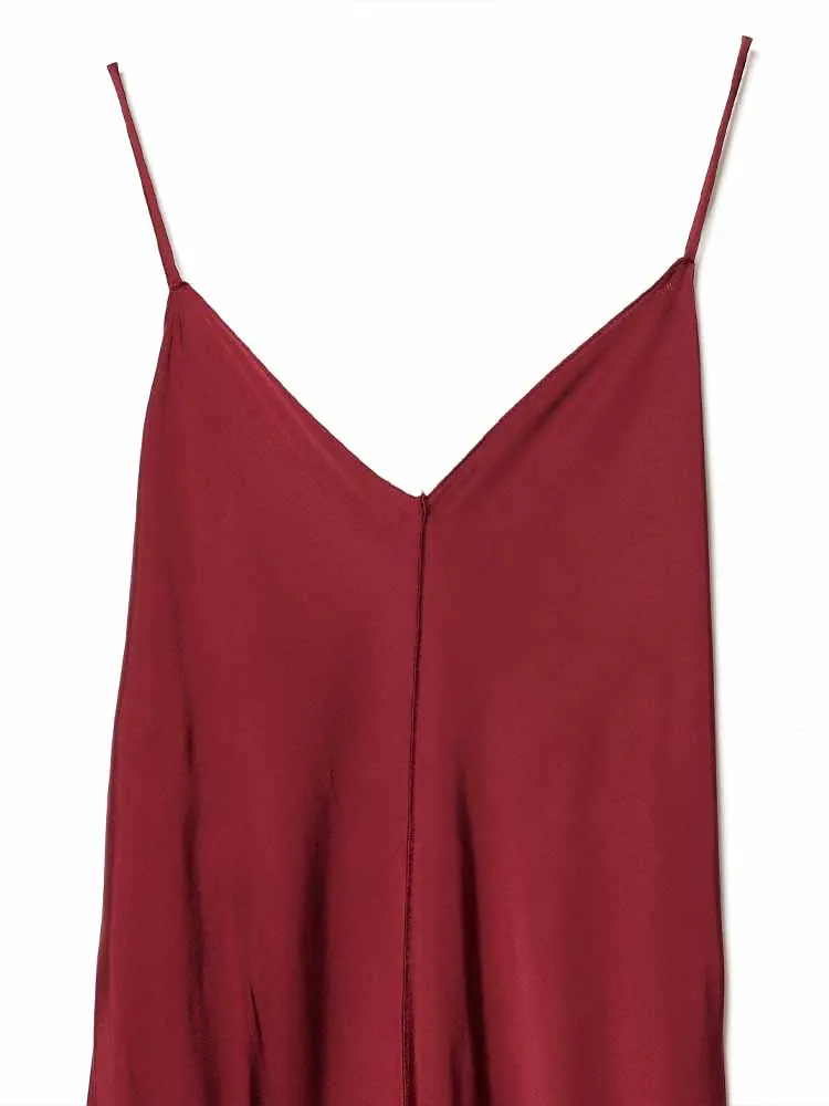 유럽과 미국 스타일의 겨울 신상 패션 트렌드 심플한 여성용 백리스 슬림핏 슬릿 새틴 슬립 드레스.