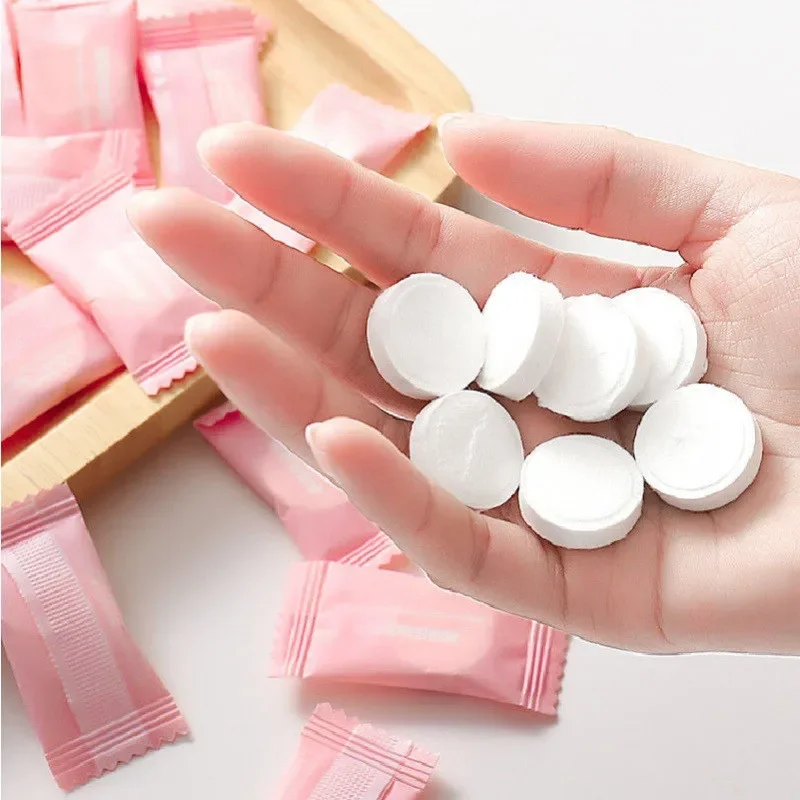 ミニ圧縮タオル使い捨てカプセルタオルマジックフェイスケアタブレットアウトドア旅行用クロスワイプペーパーティッシュキャンディタオル