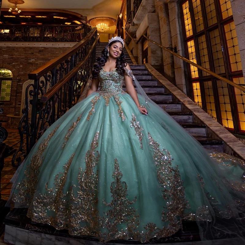 Mint Green Shiny Quinceanera Dresses Off The Shoulder Beading Gold Applique Lace Tull With Cape Ball Gown Sweet 16 Vestidos De15