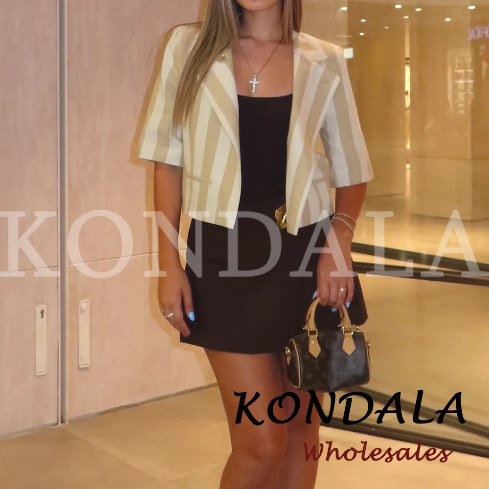 KONDALA Chic Fashion 2026 Khaki Office Lady Women Blazer Elegant Modern Striped Short Blazers Streetwear Luxurious Summer Jacket