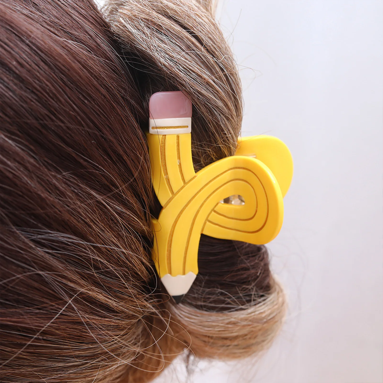 Sweet Hair Clips for Women Yellow Twisted Pencil Shape Strong Hold Jaw Clip hair styling tools for women makeup