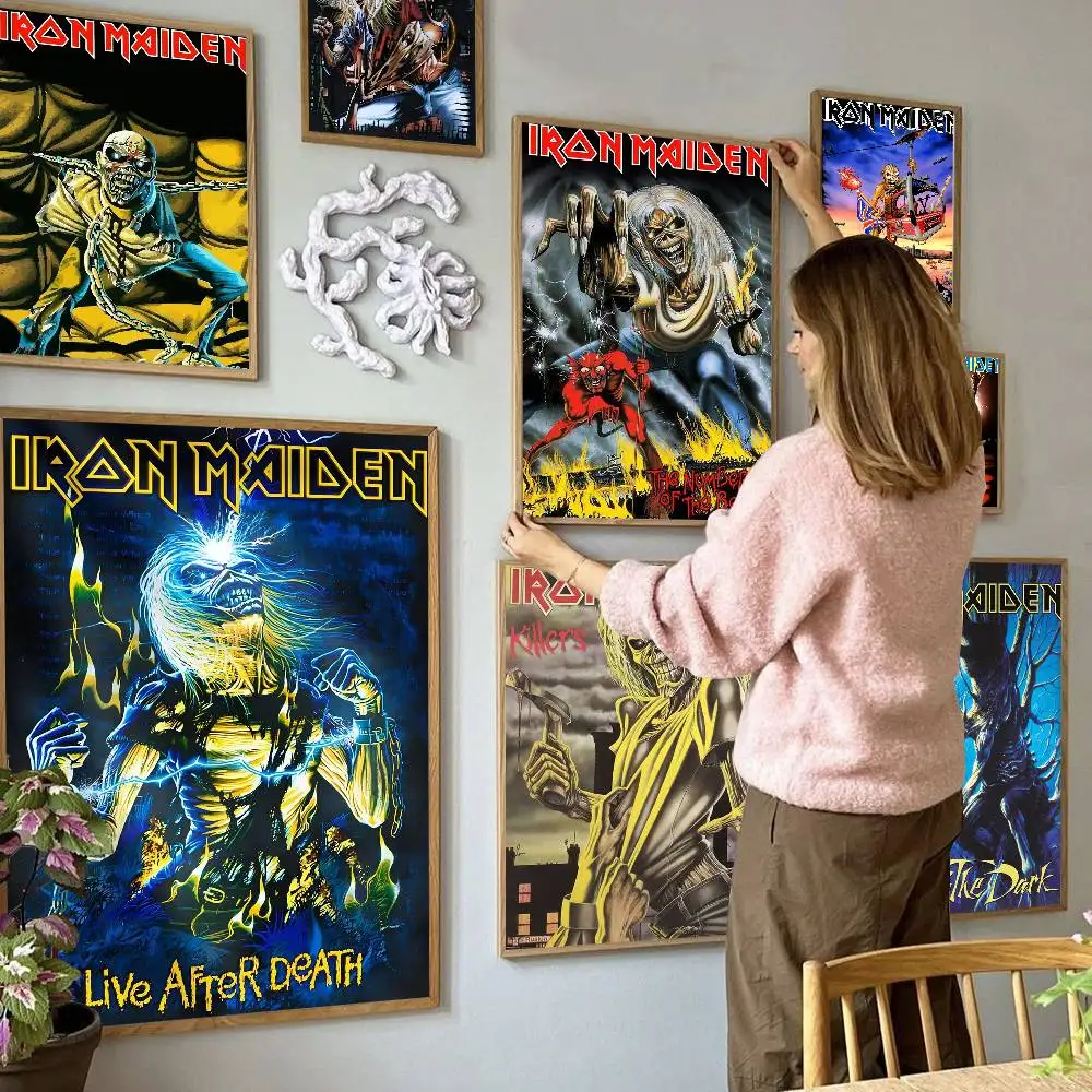 I-iron Maiden-s Anime Posters Sticky Whitepaper Imprime Pôsteres Arte Decoração de quarto Kawaii