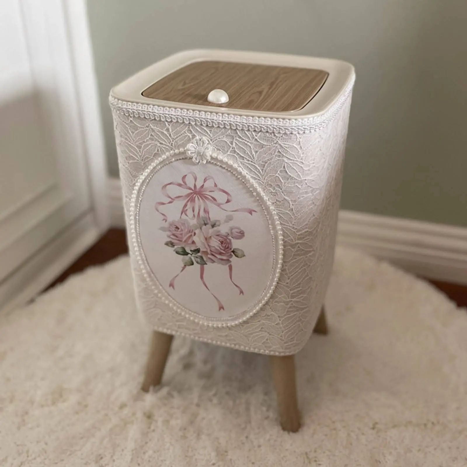 

Lace Trash Can with Legs High-Legged Design Vintage Floral Wastebasket Home Decor Bead Embellishment Household Storage
