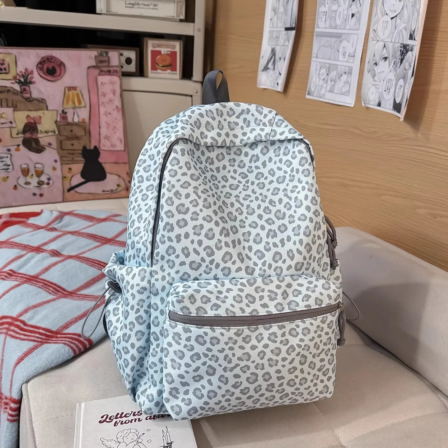 Mochila Feminina Estampa Leopardo 2026 Nova Coleção Verão: Bolsa de Viagem para Notebook de Alta Estética, Grande Capacidade, Zíper e Múltiplos Bolsos em Lona