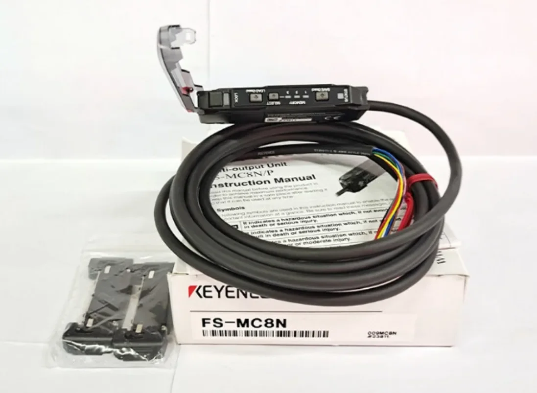 1PC  KEYENCE FS-MC8N Digital Laser Sensor New In Box FSMC8N  In Stock #familitrade