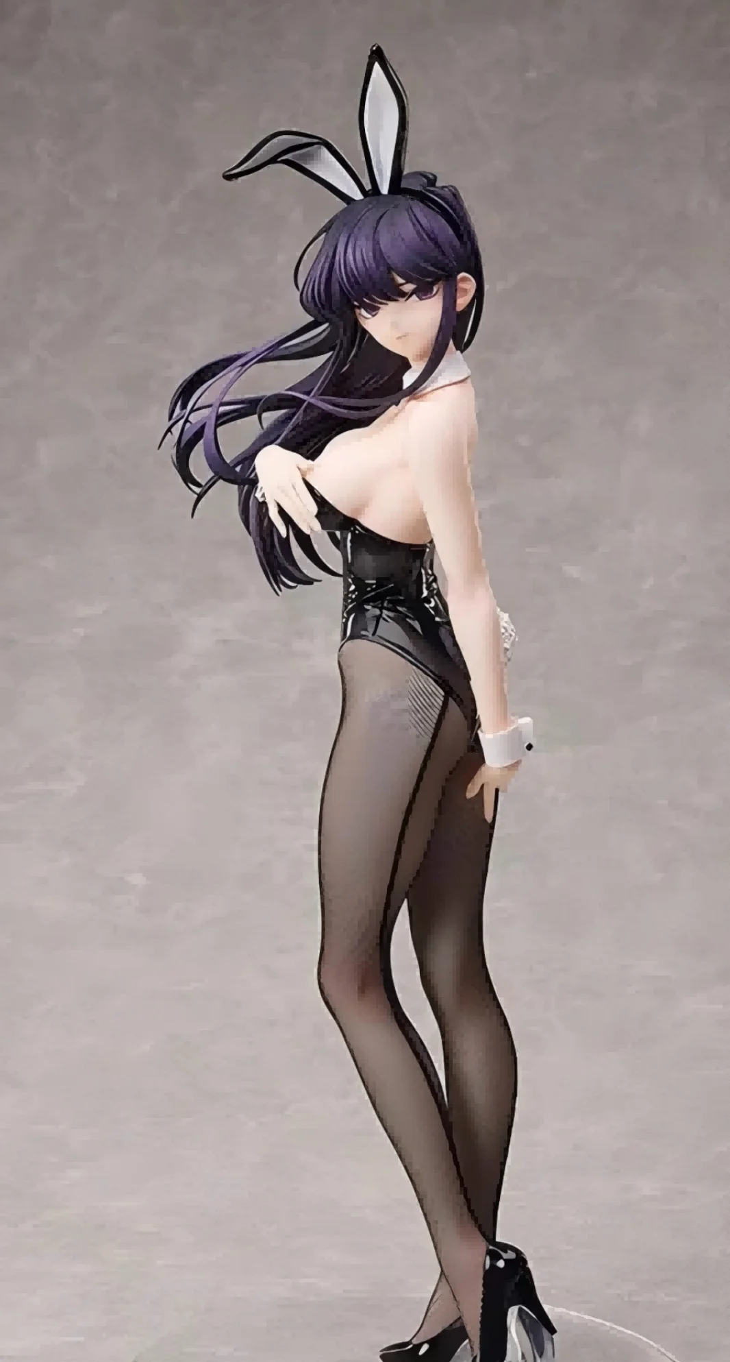 

Оригинальная новая фигурка FREEing B-style в масштабе 1/4, версия Шоко Коми в образе девушки-кролика. Официальная фигурка-модель Коми из аниме «Коми не может общаться»