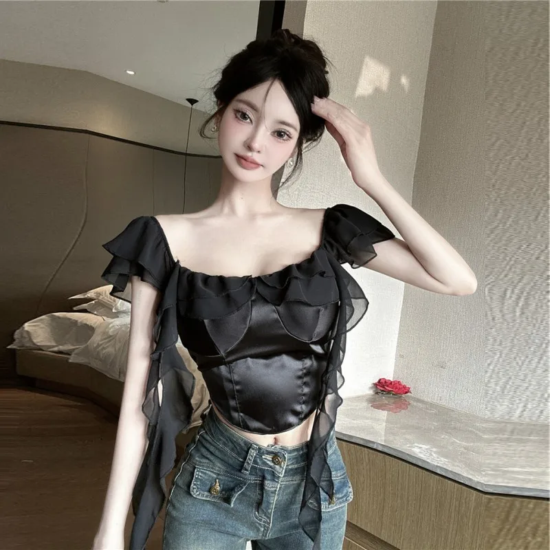 Square Neck Straight Shoulder Crop Top For Women Streamers Short-Sleeved Shirt Top With Chest Pads Slim Fit Sexy Satin Patchwork