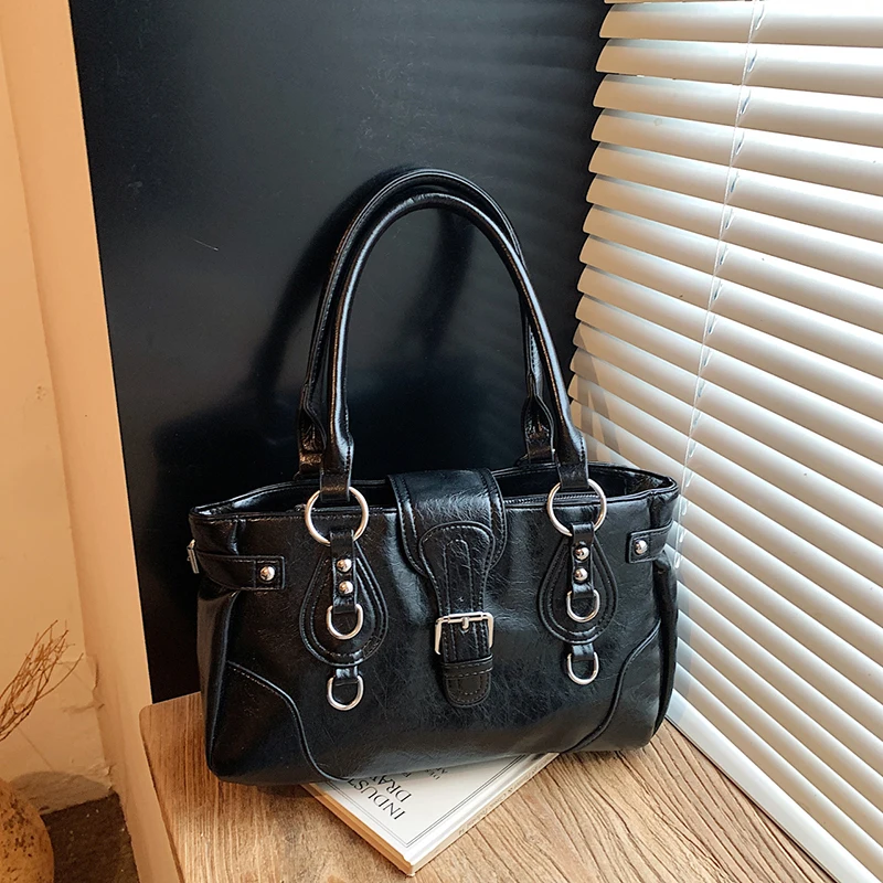 

Корейская модная сумка через плечо, стильная женская сумка, летняя новинка, универсальная сумка для поездок на работу, простая женская сумка на плечо.