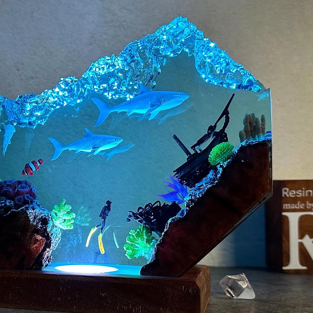アンダーウォーターワールド生物樹脂テーブルライトクリエイティブアート装飾ランプサメ難破船テーマナイトライトUSB充電