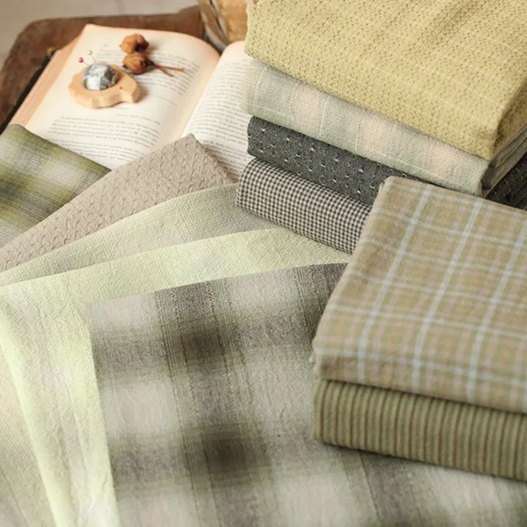 日本のレトロな糸染めの生地,DIYパッチワーク,人形服の縫製用の綿100% の生地,キルト生地,手作りのバンドル