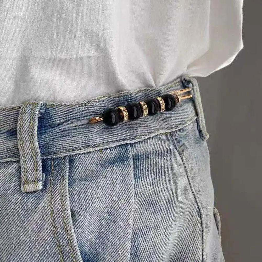 Women Cute Imitation Pearl Rhinestone Brooch Waist Pin Sweater Exquisite Anti Skirt Fashion Jewelry Accessories Gifts