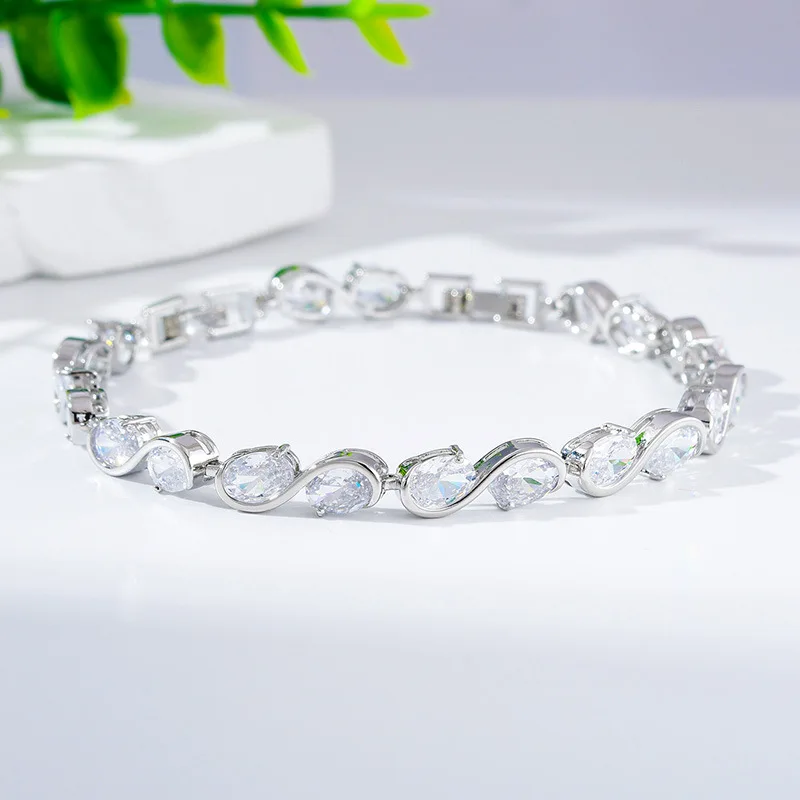 

HIBRIDE New Lucky Personality Number 8 Multicolor White Bracelet Women's Clothing Jewelry Set Everyday Holiday Gift Wedding B154