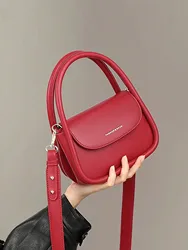 2024 summer new fashion niche crossbody underarm bag, high-end feel handbag, wedding bag, red bag