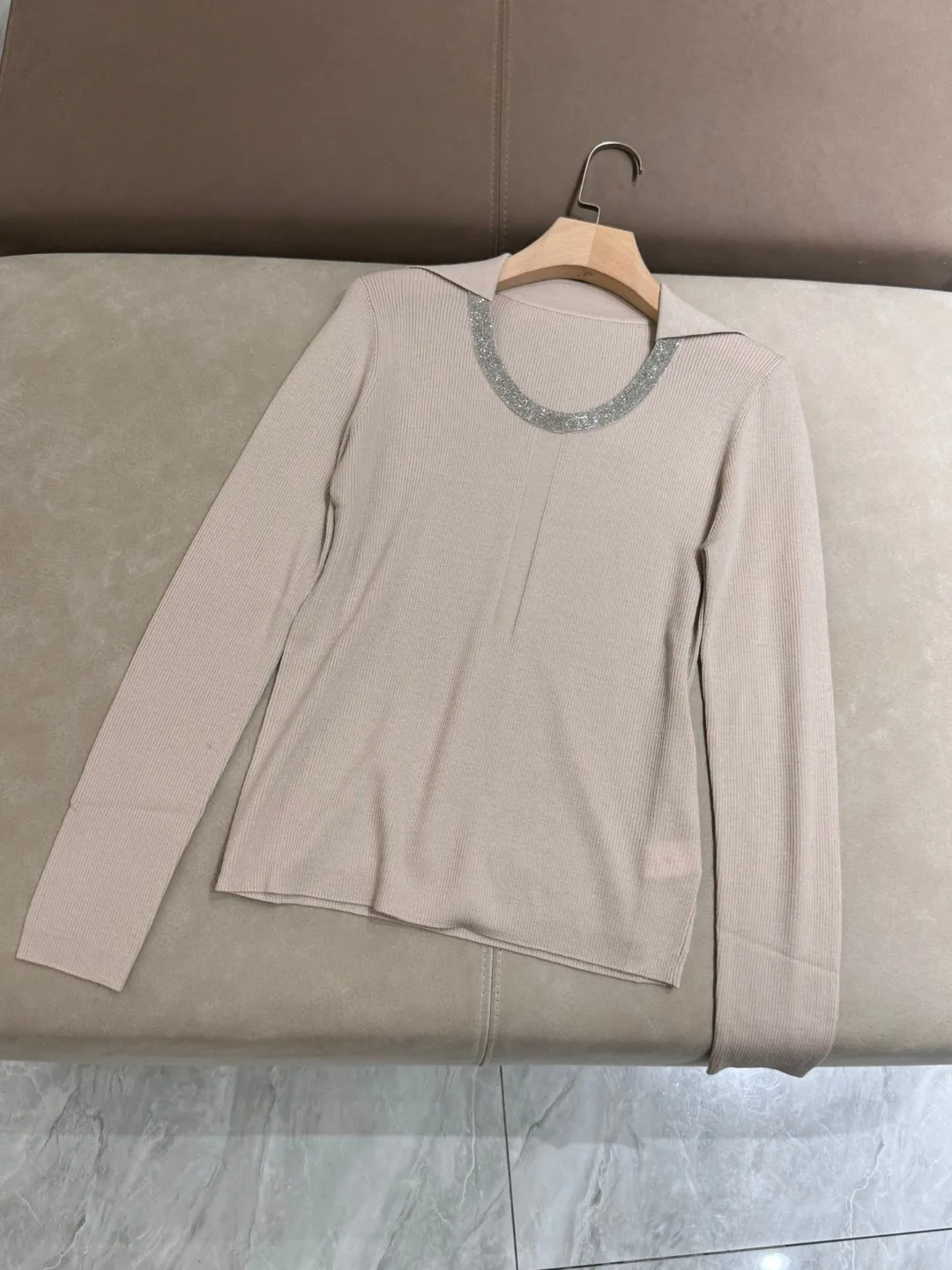 Knitted long sleeve merino wool exquisitely trimmed basic solid color blouse