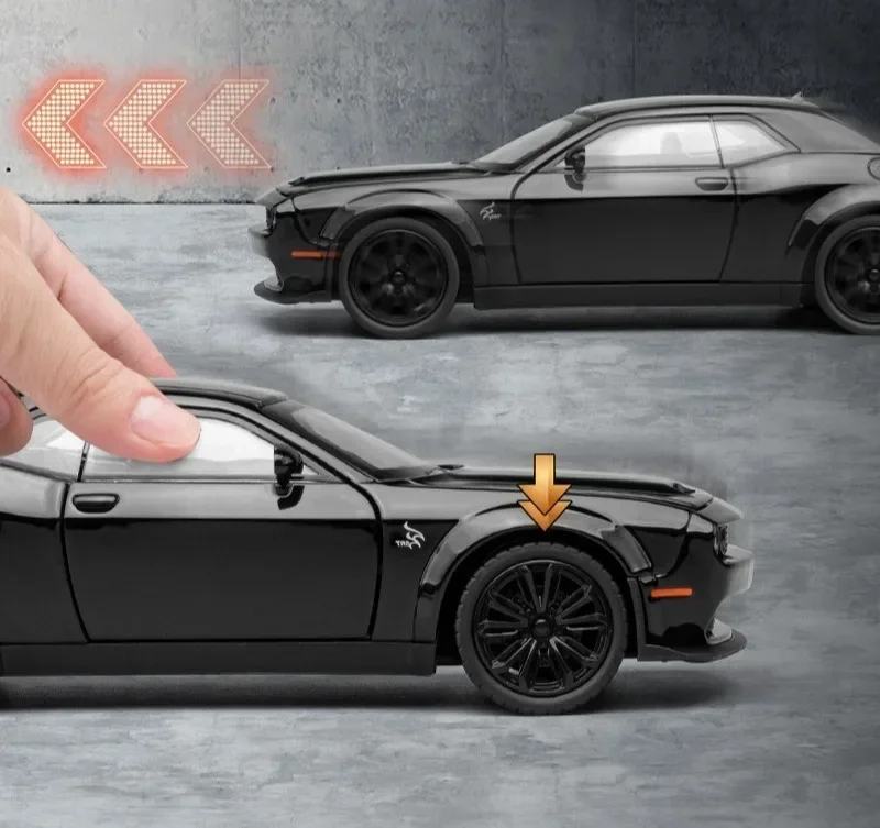 Modèle de voiture Challenger SRT Hellcat, avec son et lumière, jouet en alliage moulé sous pression pour enfants, Simulation de véhicule, cadeau collectif, 1:22