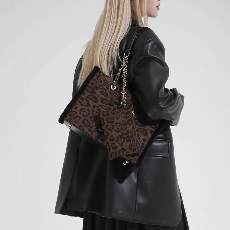 

Новинка 2025 года, винтажная женская большая сумка с животным принтом, просторная сумка на плечо под мышками, кошелек через плечо с ремешком-цепочкой, вместительная ретро-шик