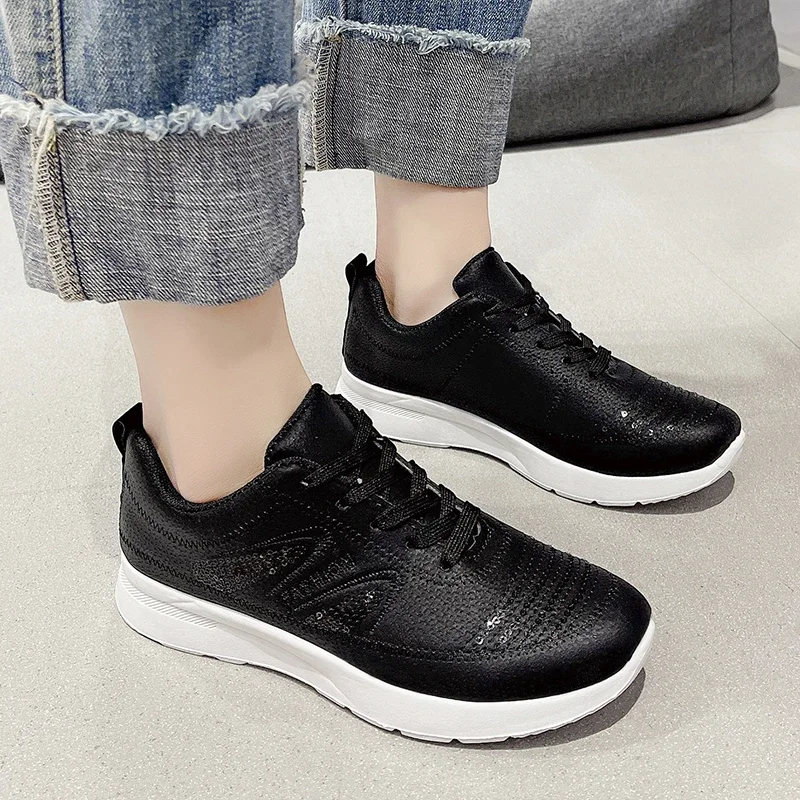 Spring Women's Casual Shoes New Lace Up Platform Shoes for Women Outdoor Durable Women's Sneakers Fashion Light Waking Shoes