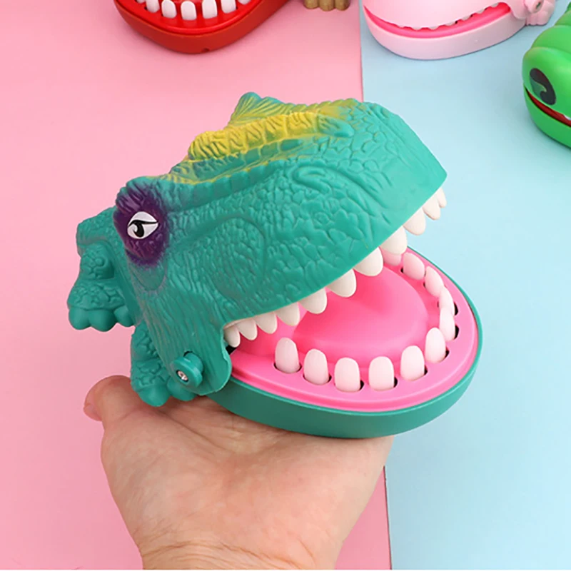 

1Pcs Hot Funny Trick Decompression Interactive Game Hand-biting Dinosaur Scary Toy Dinosaur Teeth Children Novelty Toys Gifts