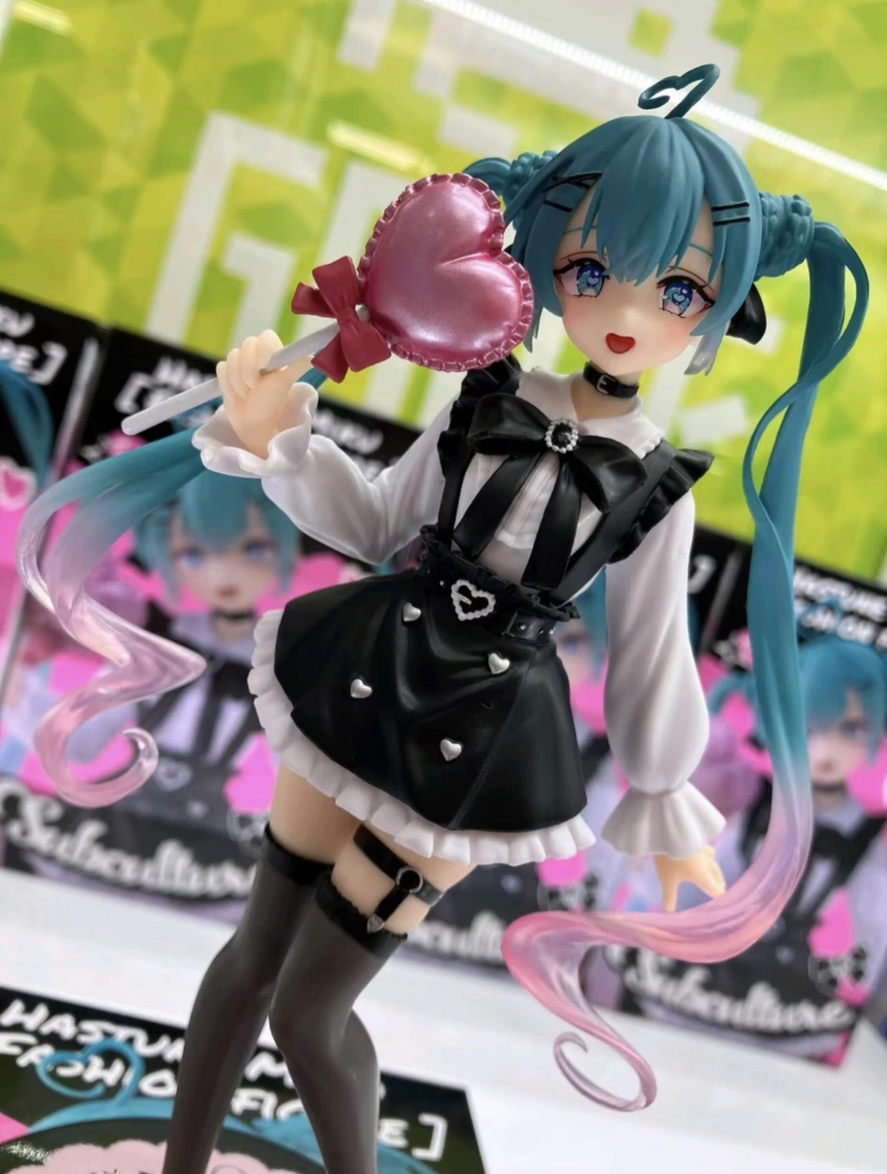 Original Hatsune Miku Figure Non Mainstream Fashion Subclture Anime Action Taito Model Collectible Toys Gift For Boy