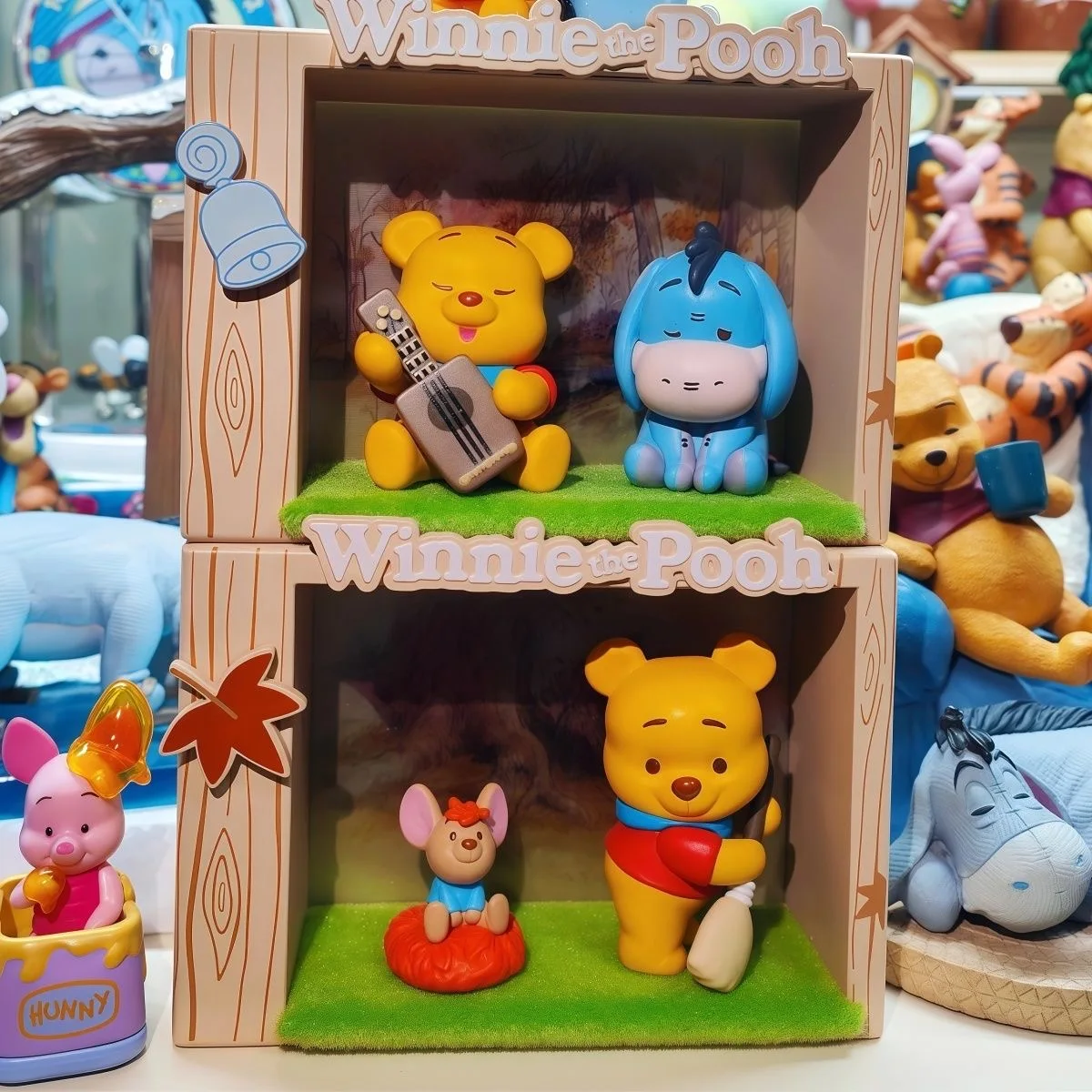 MINISO ウィニー・ザ・プー 秋の外出シリーズ ブラインドボックス デスクトップオーナメント トレンディなおもちゃ ギフト