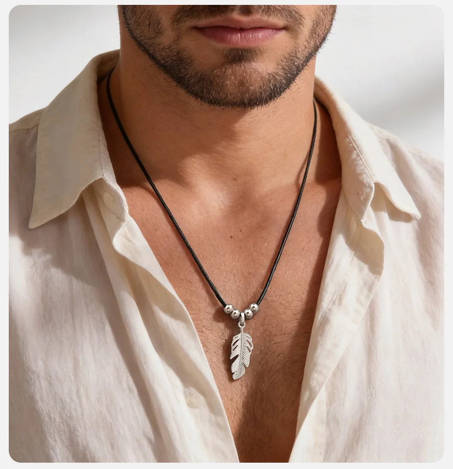 Vnox Edelstahl-Halskette mit Blatt-Anhänger, Boho-Feder-Charm-Kette, Schmuck für Männer und Frauen, silberfarben, verstellbarer Kragen, Geschenke – Detail 3