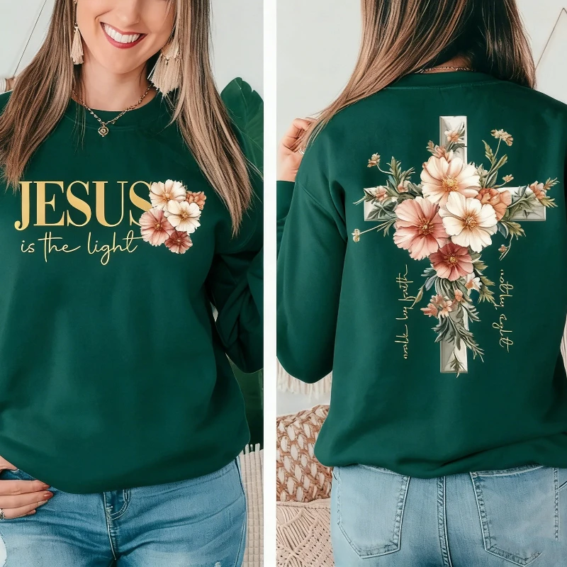 เสื้อสเวตเชิ้ตฤดูหนาวลายดอกไม้ ข้อความจากพระคัมภีร์ ของขวัญสำหรับชาวคริสต์  พระเยซูคือแสงสว่าง เดินตามศรัทธา ไม่ด้วยตาเห็น  เสื้อสเวตเชิ้ตสวยงาม