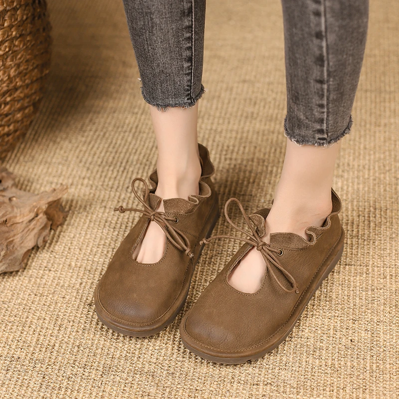 2024 Vintage Inspired Soft Leather Martin Boots Lace-Up Casual Shoes for Women British Style Bootie with Solid Flats