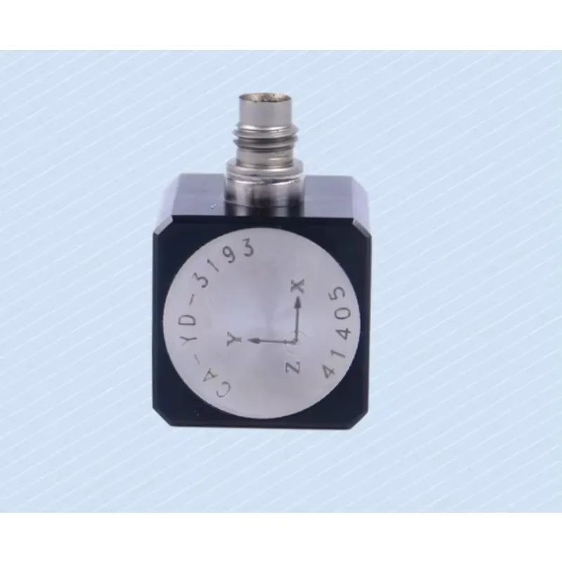 YD-3193 Miniature Piezoelectric Acceleration Sensor Three Direction IEPE TYPE With Micro 1 / 4-28 Socket Output Four-core