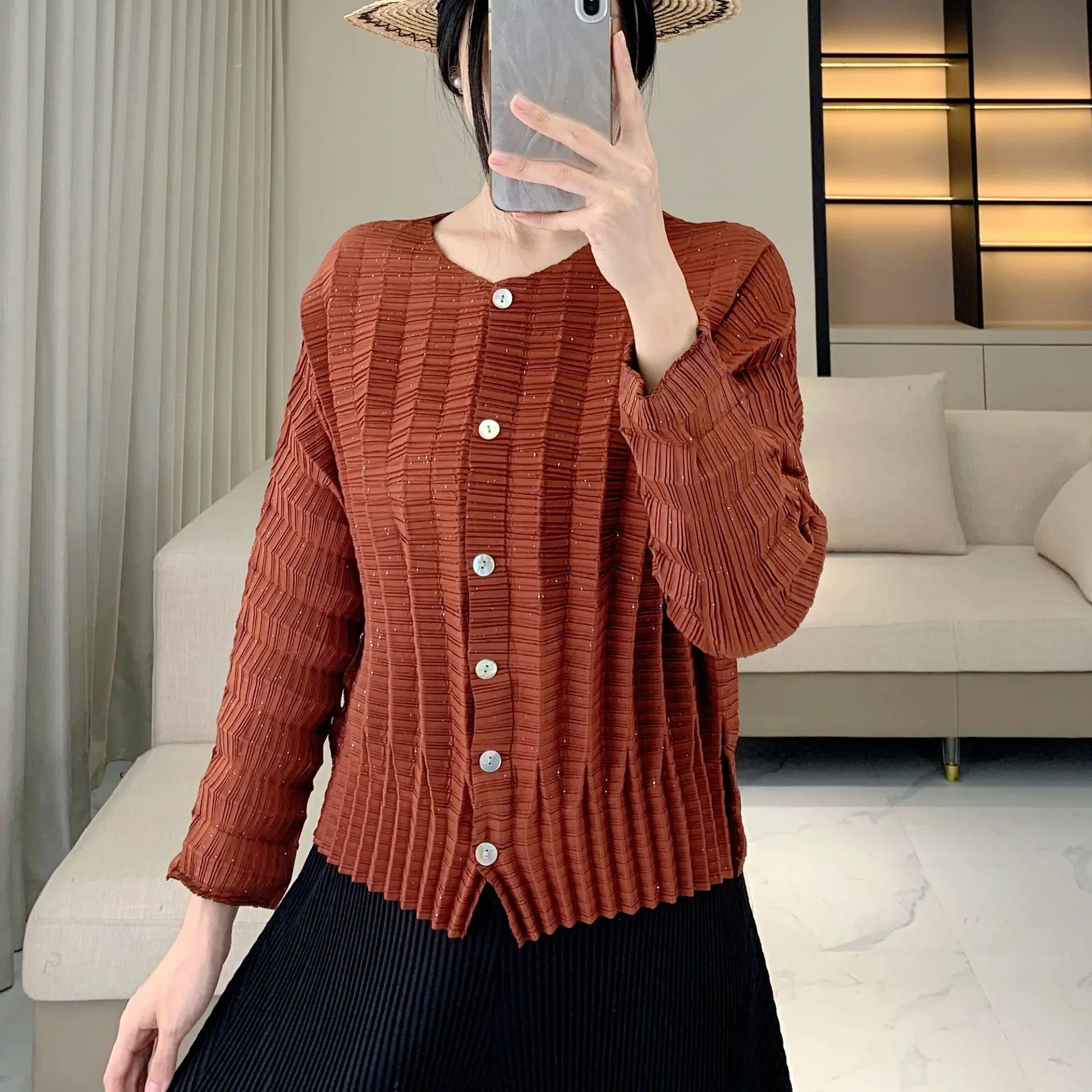 Miyake Pleated Gray Shirt Female 2025 Spring and Autumn New Thin Section Thin Age Reduction Short Jacket Loose Plus Size Shirt