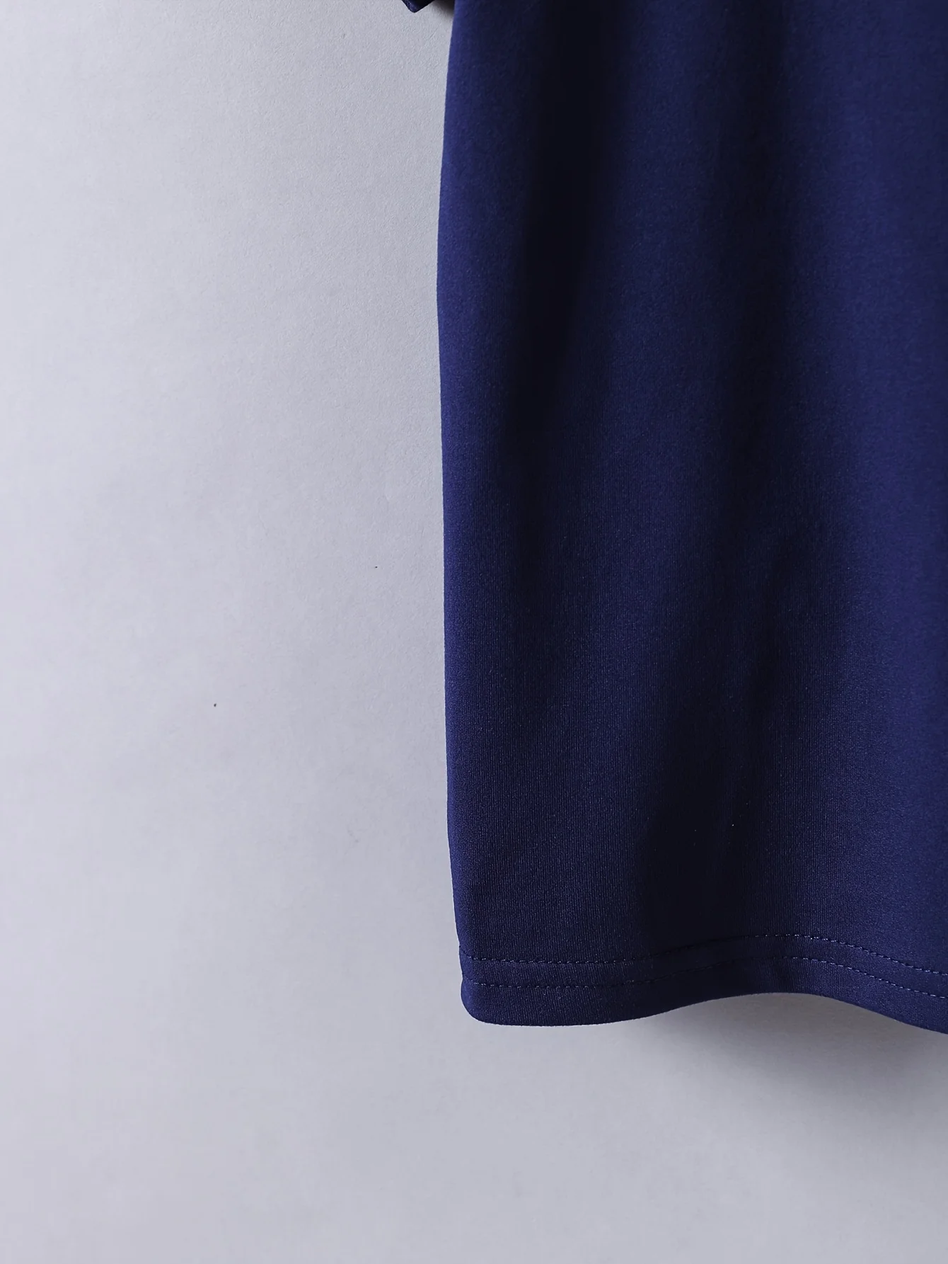 طقم ملابس صيفي للفتيات الصغيرات تي شيرت وسروال قصير مطبوع عليه النظام الشمسي للأطفال مكون من قطعتين ملابس أطفال بأكمام قصيرة