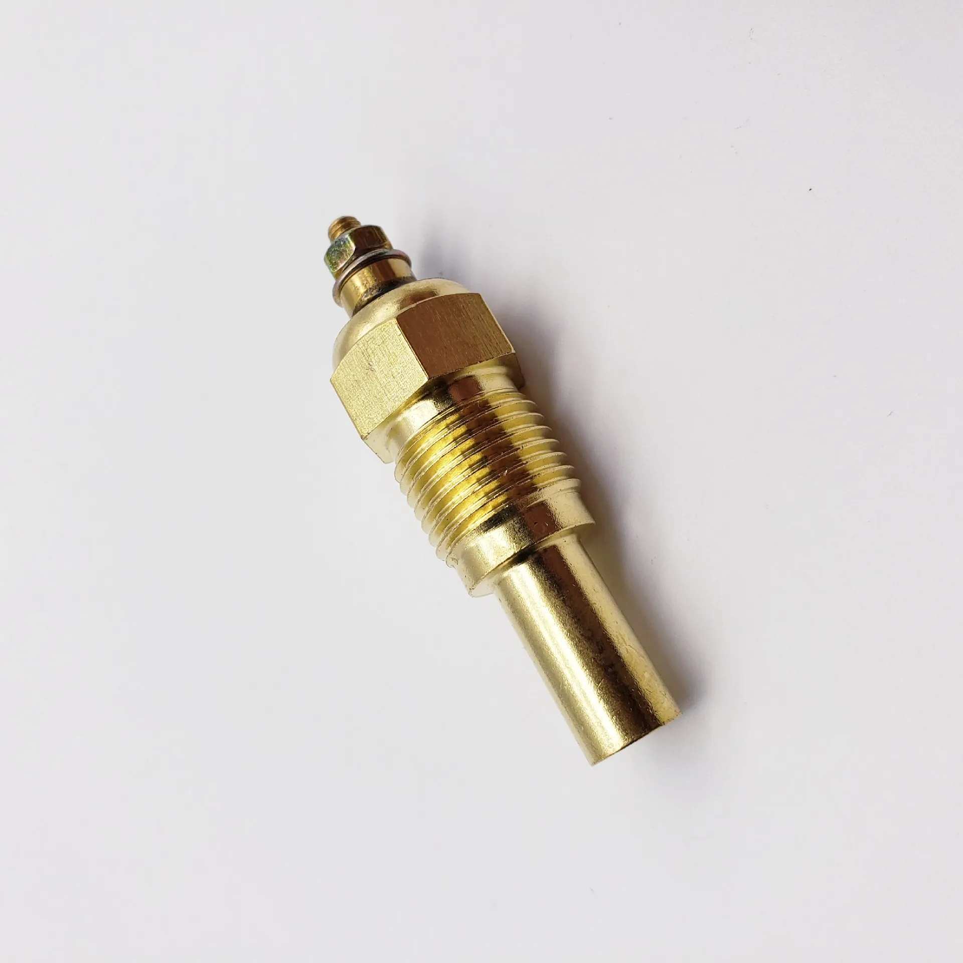 

Датчик температуры воды для строительной техники (экскаватора), стандартный, артикул 4257129