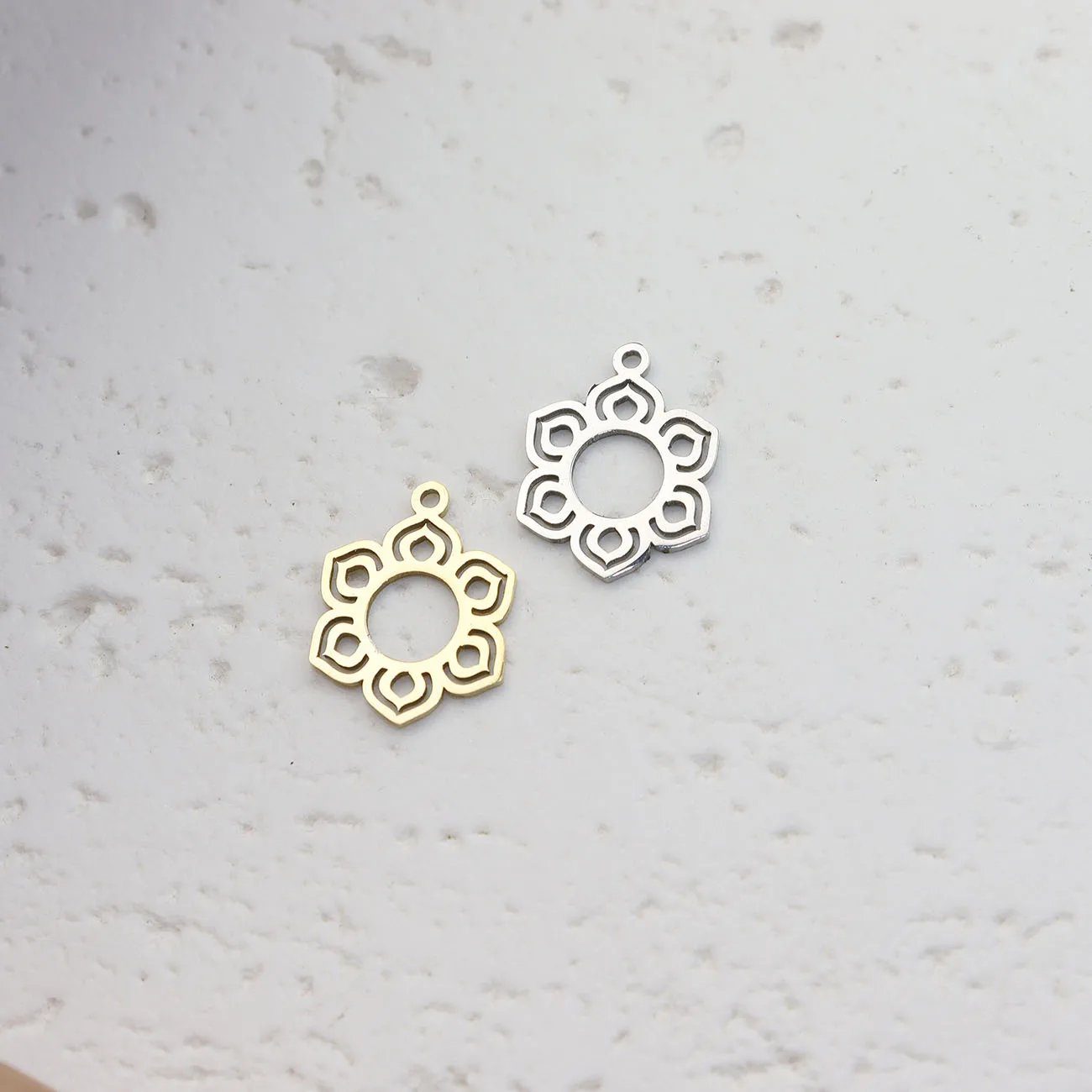 10pcs Stainless Steel Flower Fashion Jewelry Accessory Charms DIY Handcraft PVD Vacuum Plate Waterproof Antiallergic