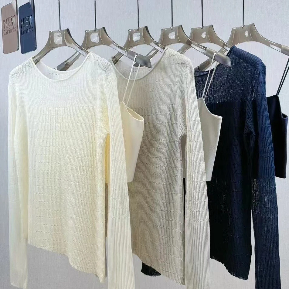【Regalo gratuito】2025 Autunno Nuovo set top in maglia sottile ed mini canotta da donna con texture semitrasparente