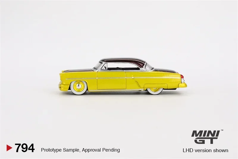 

MINI GT 1:64 Lincoln Capri Hot Rod 1954 Lime Yellow LHD Diecast Model Car