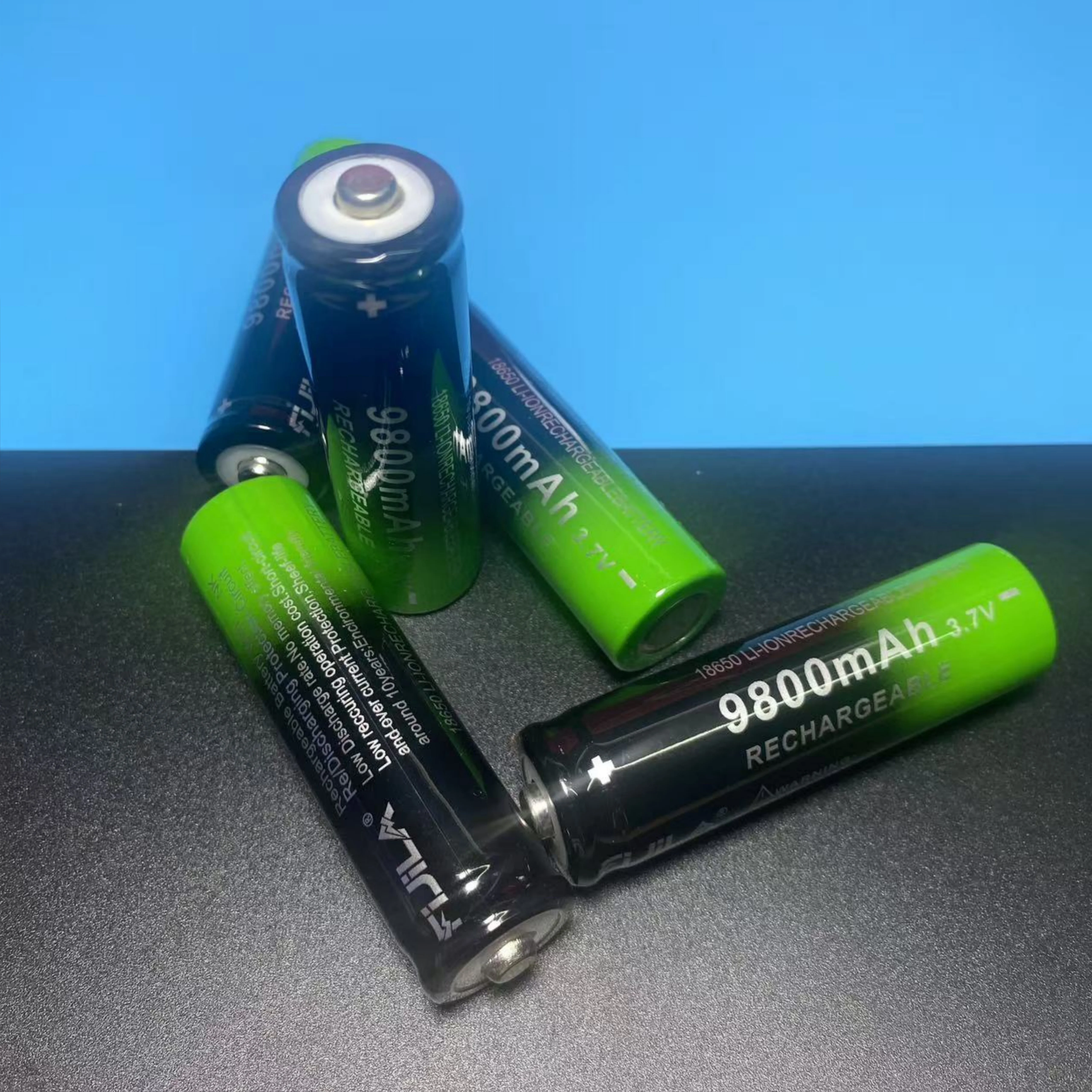18650 9800mAh 3.7V Li - lon بطارية قابلة للشحن ذات سعة عالية لأجهزة مختلفة