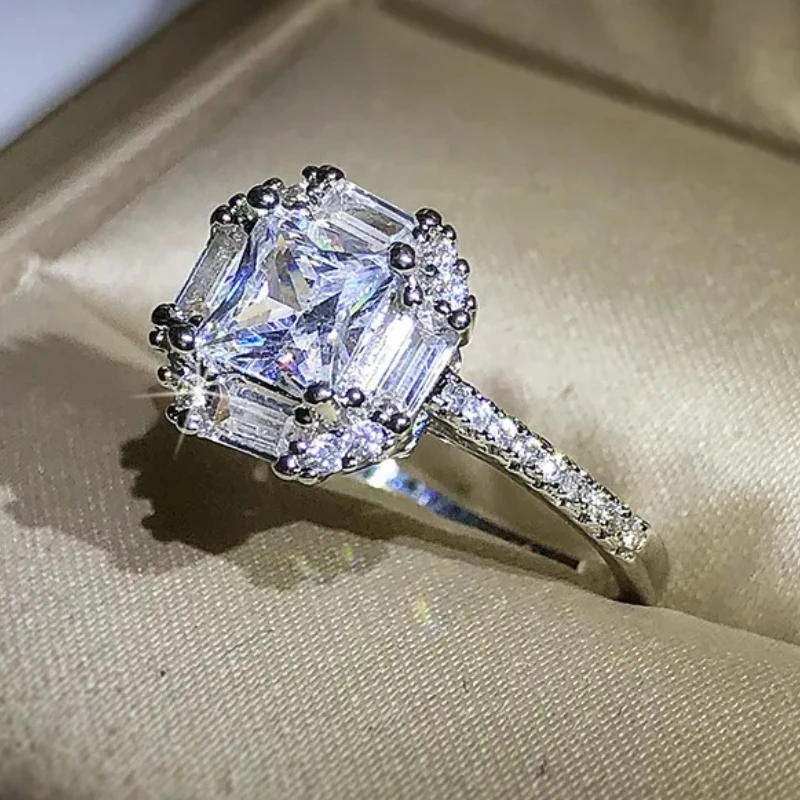 

Classic 925 Sterling Silver 4 Claws Princess Heart Arrow Diamond Paved Zircon Crystal Rings for Women Wedding Jewelry Anillos