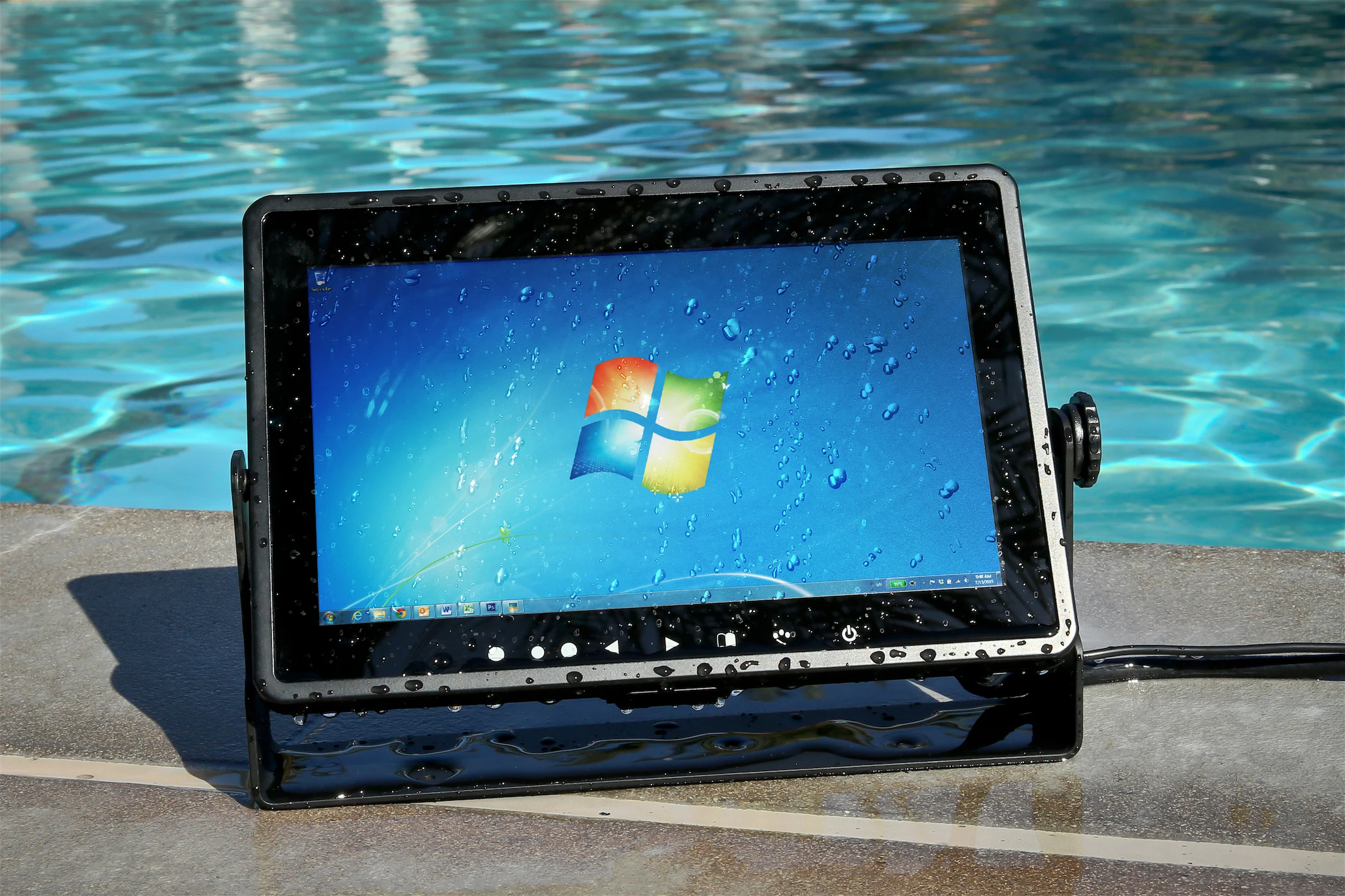 15.6 18.5 21.5Inch Marine Displays Ip66 Waterproof 1000-1500 Nits High Brightness Industrial Touch Screen