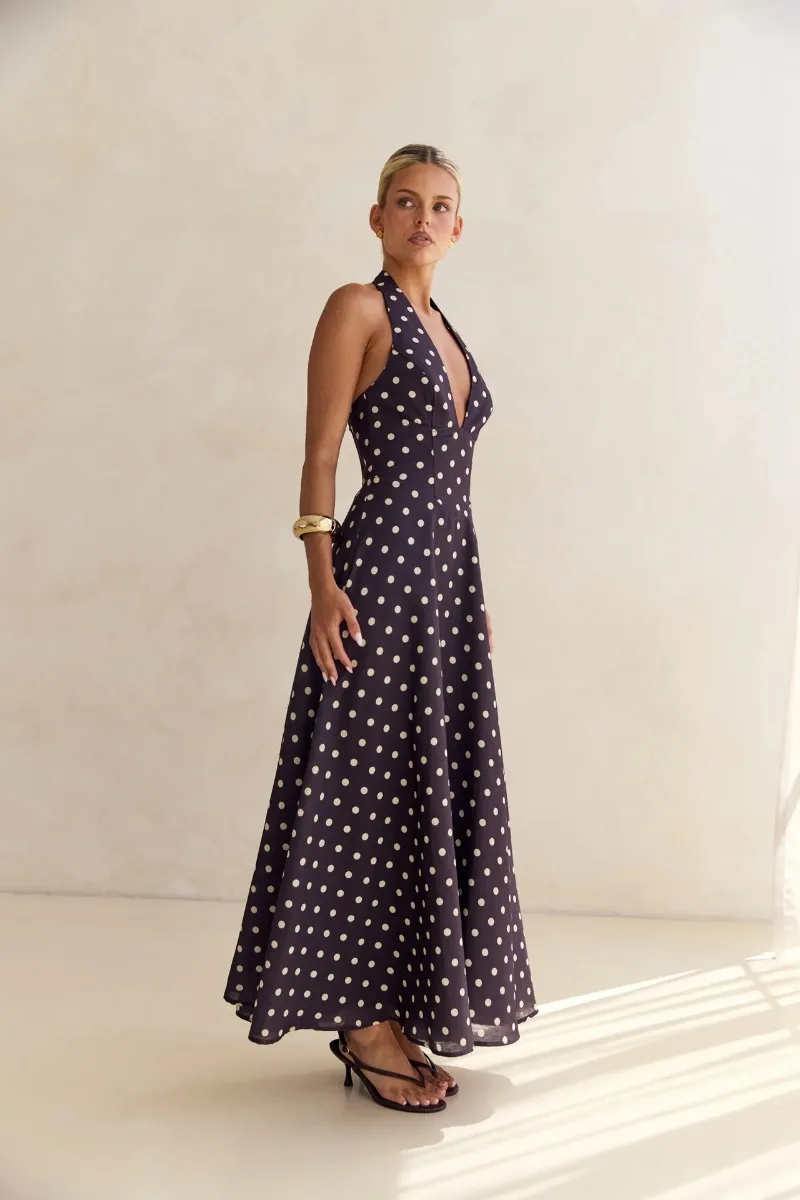 Damen Maxikleid mit Blumenmuster, Neckholder, tiefem V-Ausschnitt, Schnürung am Rücken, fließendes langes Kleid, Sommer, Strandurlaub, Hochzeitsgast, Sommerkleid – Detail 32