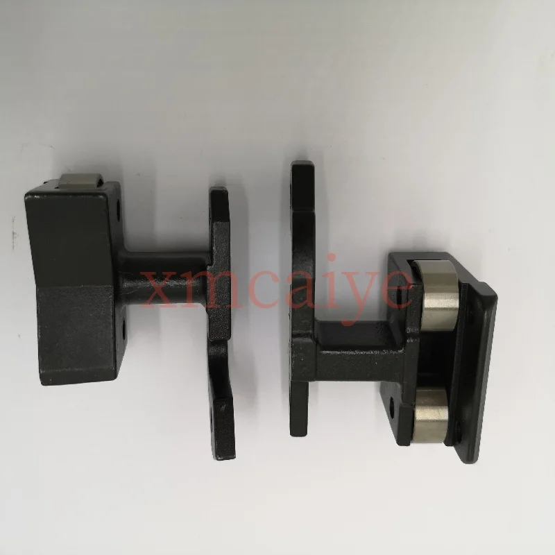 1 Pair Chain Guide Connecting G2.014.004 G2.014.005 For SM52 PM52 Printing Parts Bearing Housing Gripper Bar Holder
