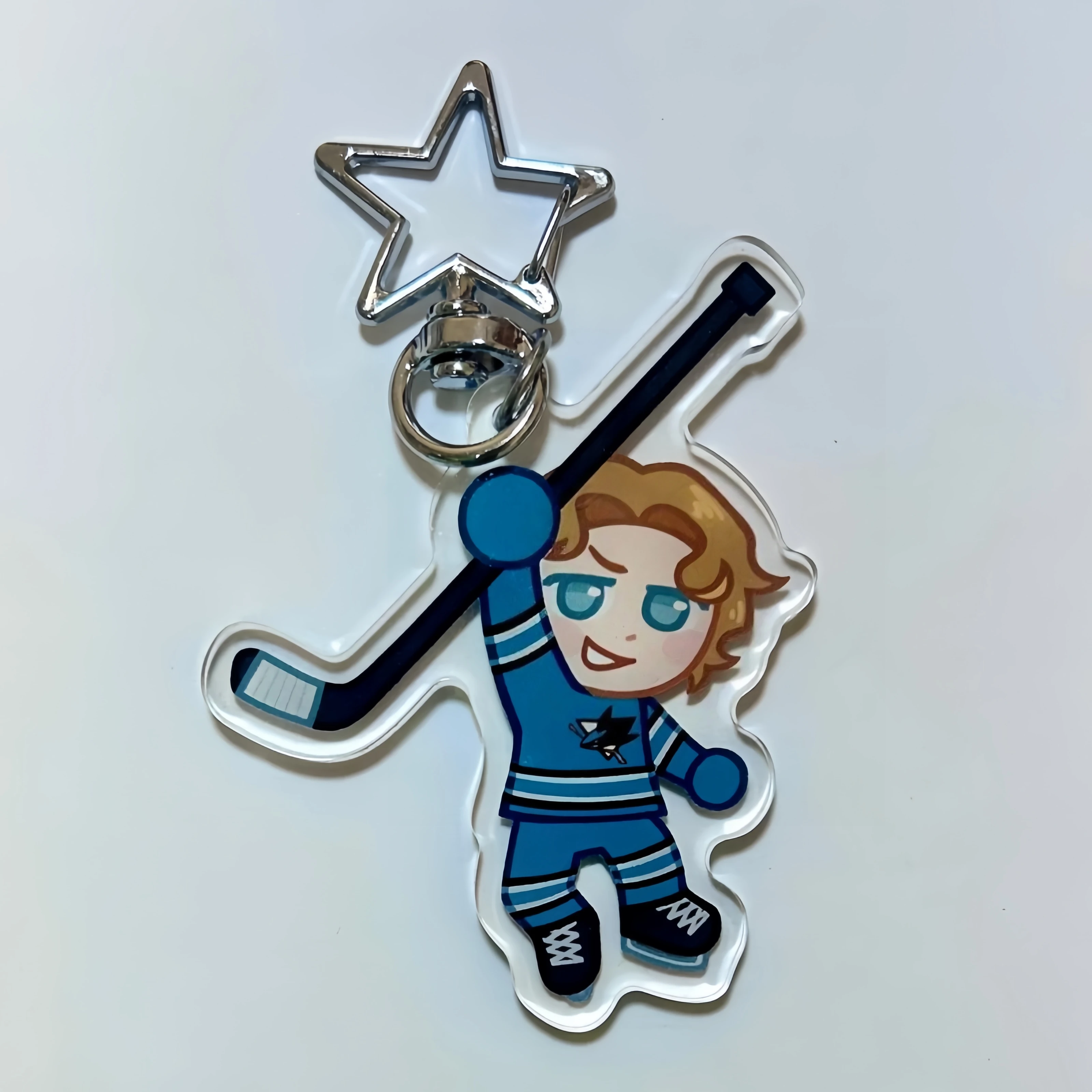 Llavero de acrílico de Will Smith de los San Jose Sharks - Colgante de jugador de hockey sobre hielo de dibujos animados con dije de estrella y dije de rivalidad animada