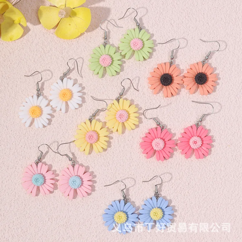 Hot Style Personality Ladies Earrings Candy Color Resin Daisy Personality Flowers Wild Earrings Jewelry Gift Dropshipping