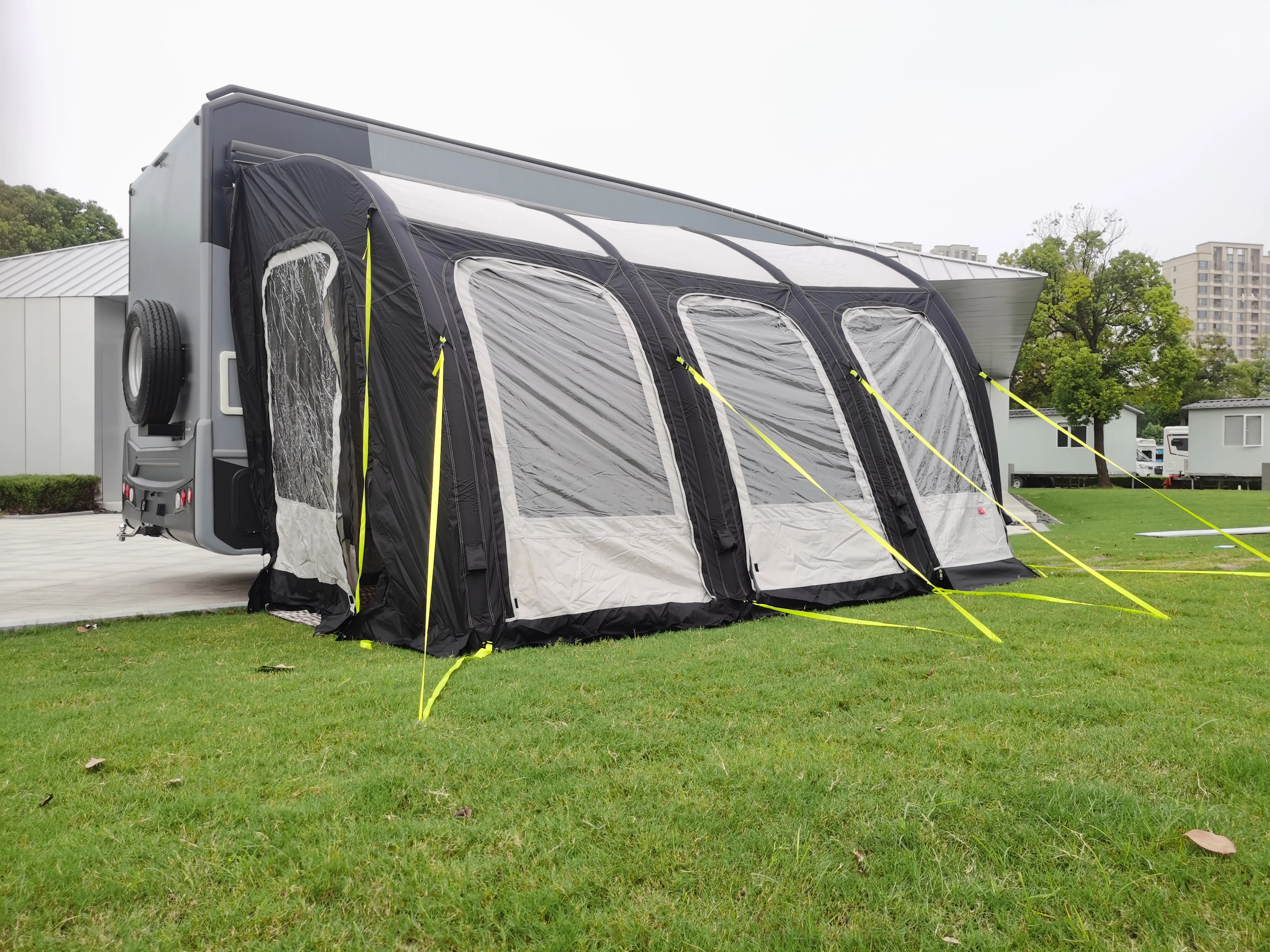 New 5-8 Person Outdoor Waterproof Motorhome Air Awnings Tent Inflatable Caravan Camper Awning for Rvs & Campers