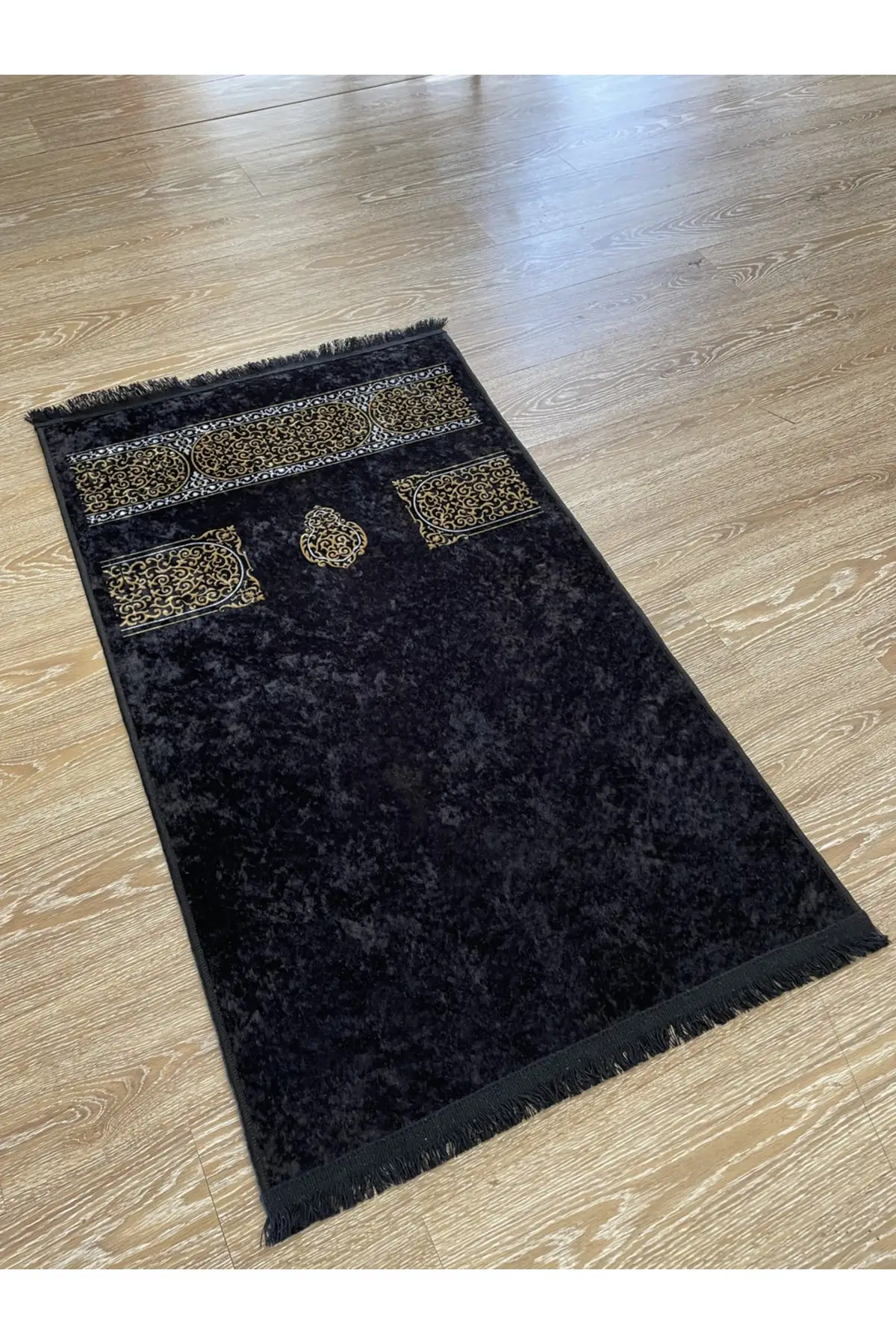 

DOLBOVI Seccade fringed (latex base) 75x125 size-black Meditation Rug