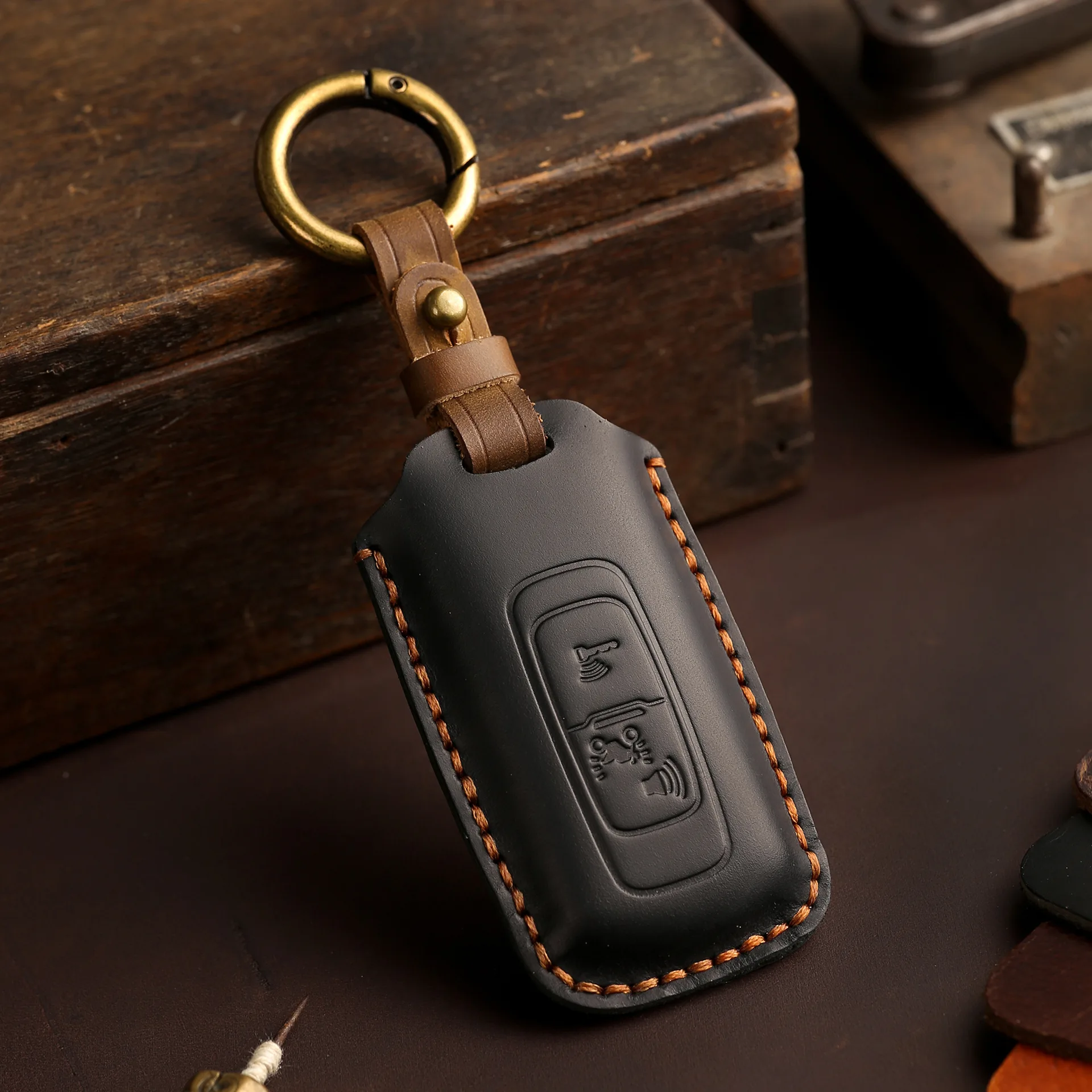 

Leather Motorcycle Remote Key Cover Case Holder shell Bag Fob Chain Keyring For Honda PCX160 LEAD125 SH300 NS110 R ADV 150 350