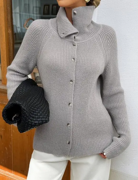 

2025 Autumn and Winter New Solid Color High Collar Button Front Long Sleeve Knitted Sweater Women's Fashion Knitted Sweater Coat