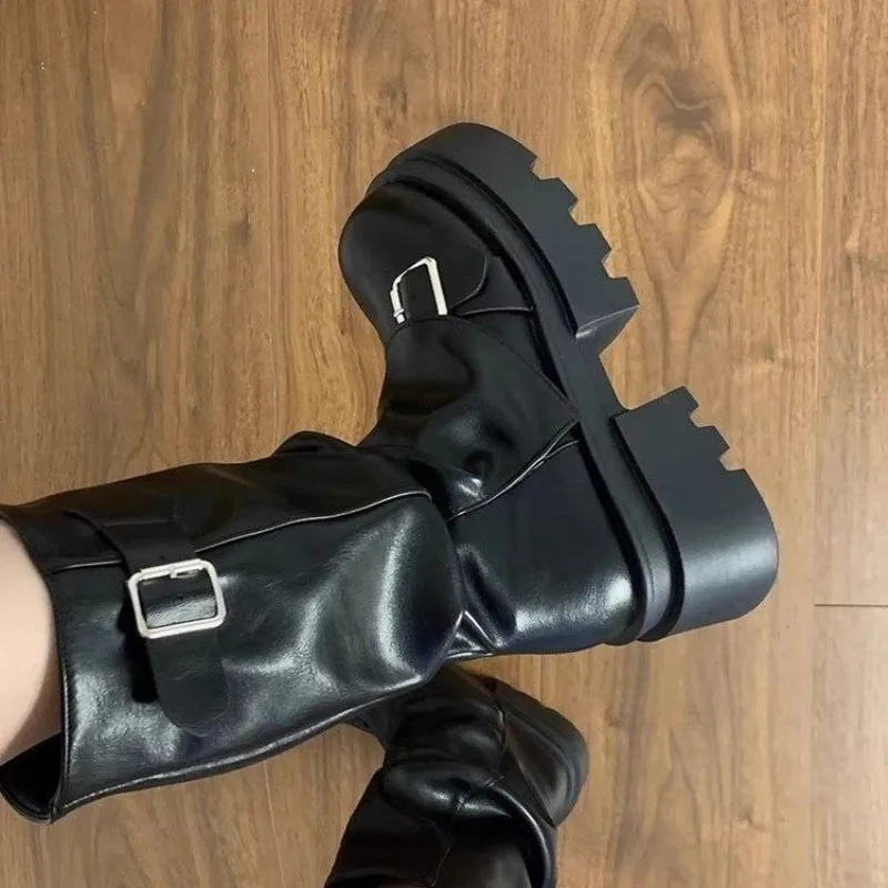 Stiefeletten mit Schnallenverschluss, Raffung und lockerem Design, runde Zehenpartie, dicker Blockabsatz, Plateaustiefel, Vintage Street Casual Schuhe – Detail 5