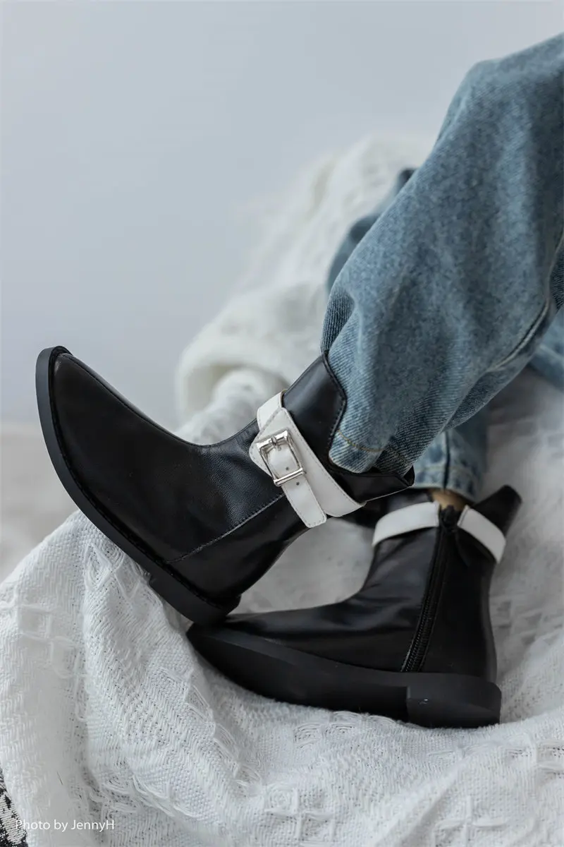 

In Stock BJD Doll Shoes Black-white 1/3 68 75cm Pointed-Toe Patchwork Single-Buckle V-Cut Chelsea Boots Doll Accessories