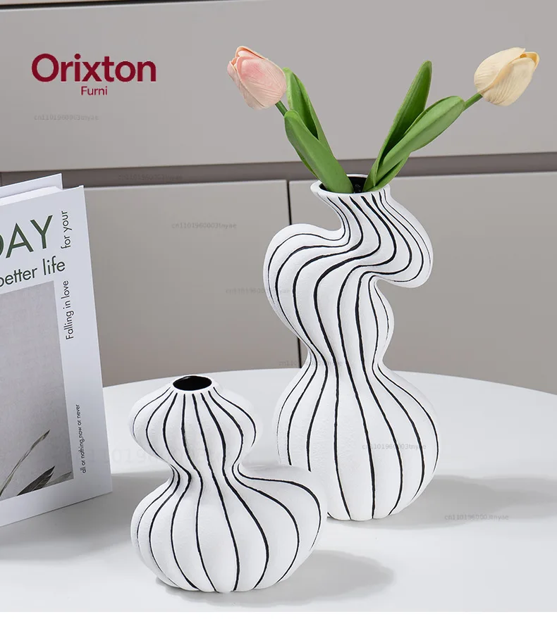 Black and White Stripes Irregular Ceramic Vase Desk Decoration Flowers Arrangement Artificial Flower Decorative Floral Vases