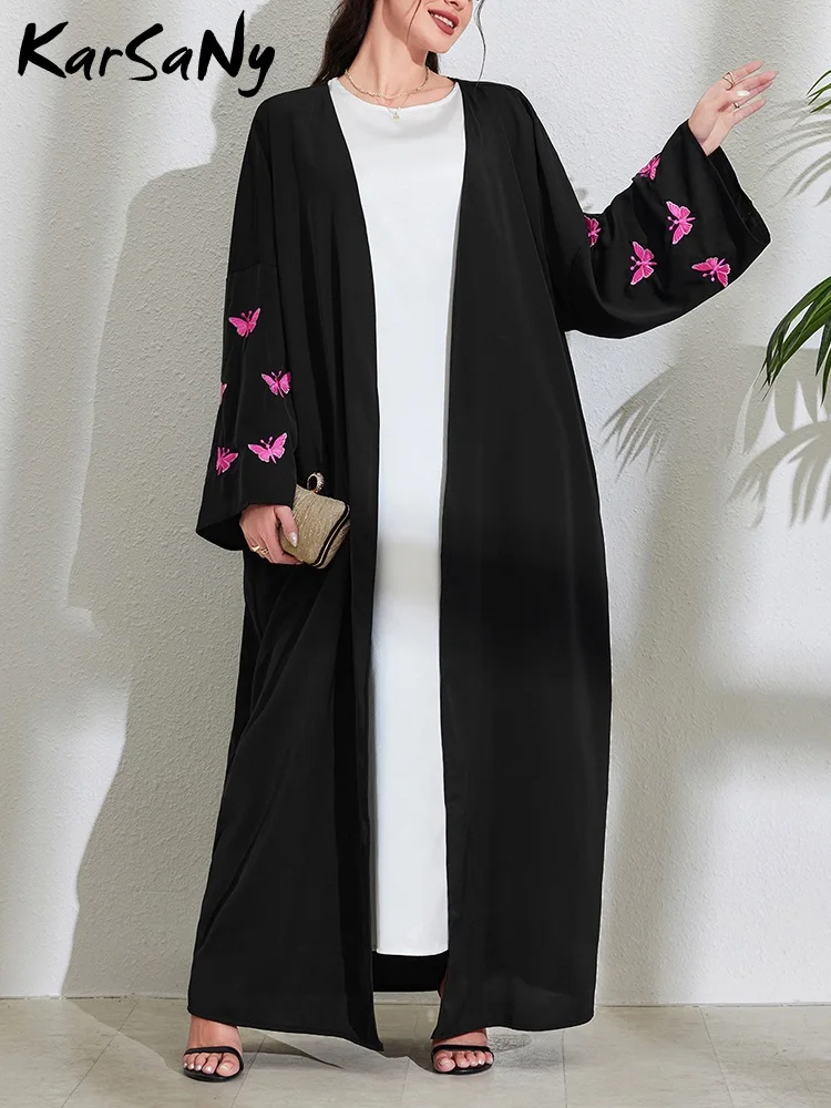 Abaya Dubai lusso farfalla ricamo Abaya nero per le donne Islam abbigliamento sciolto Casual modesto abito tinta unita cappotto musulmano