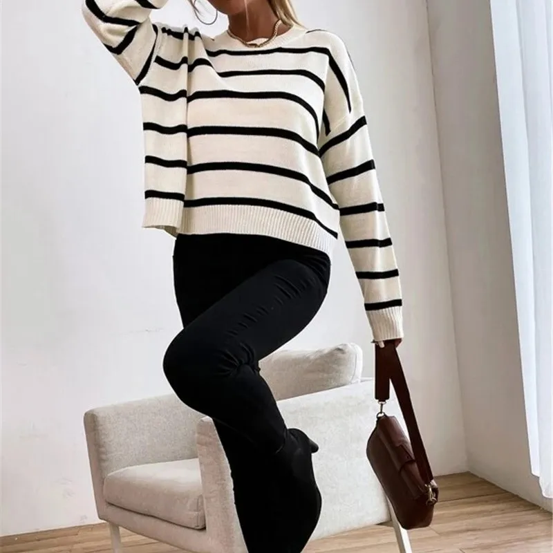 

Autumn Winter Loose Casual Long Sleeve Sweater Classic Striped Color Pie O-neck Knitted Sweater Women Warm Pullover Tops